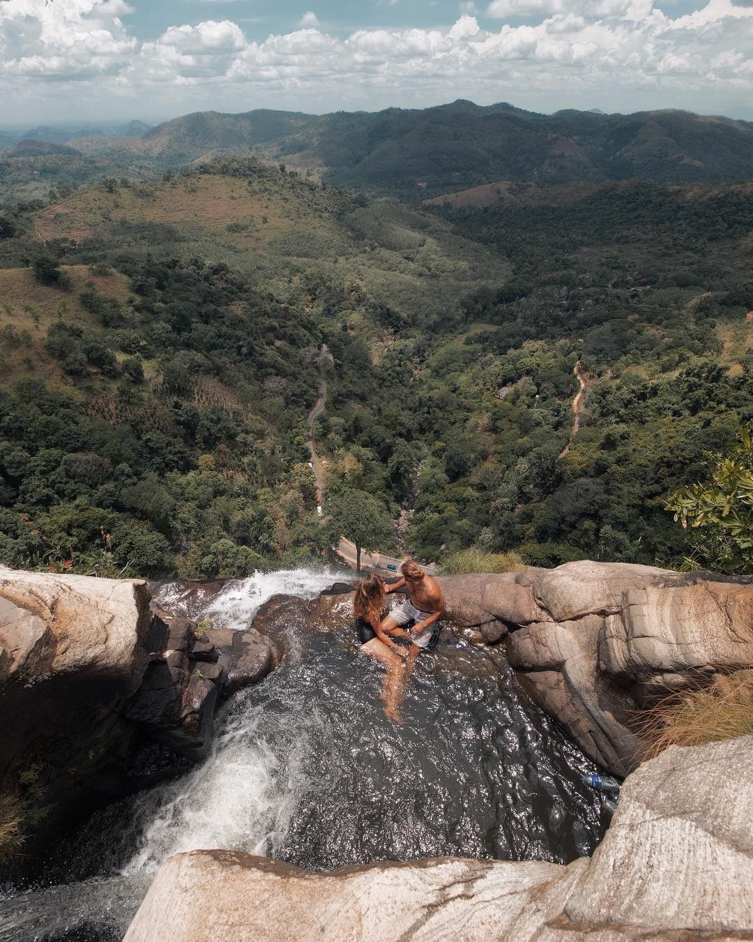 Diyaluma Falls & Departure